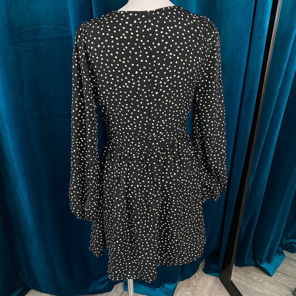 Wild Honey Long Sleeve Spot Me Mini Dress in Black - Picture 9 of 10
